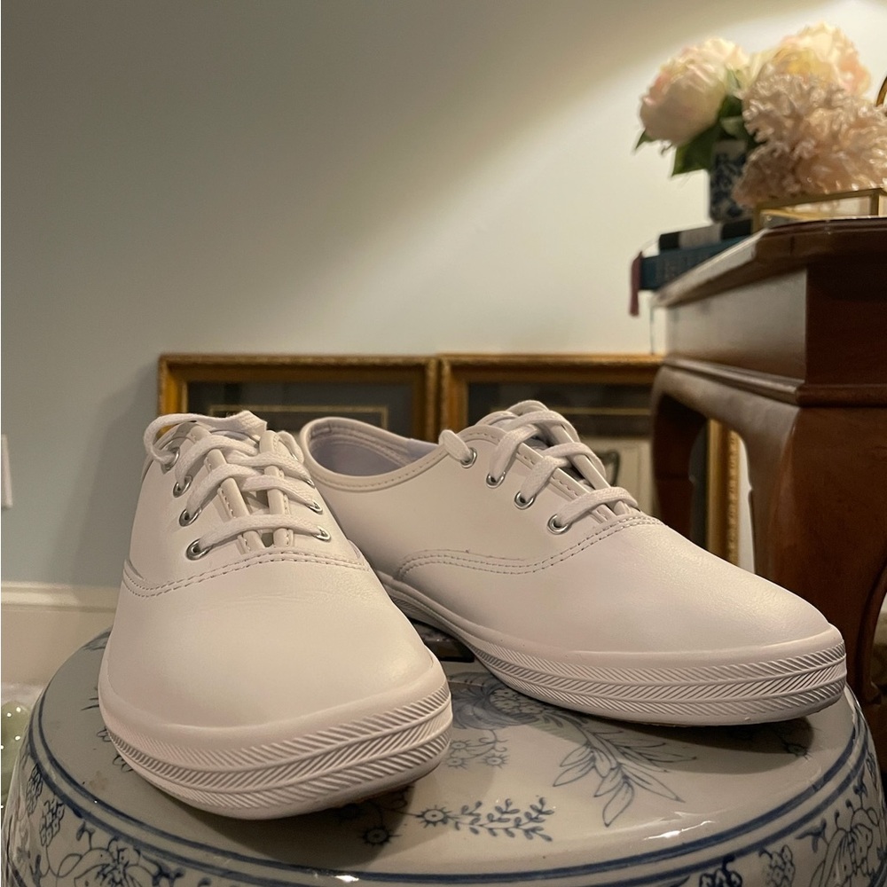 NIB Keds Champion Originals Leather Lace Up Classic Sneakers